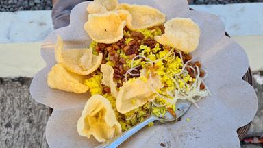 LONTONG KARI, NASI KUNING, & BUBUR AYAM