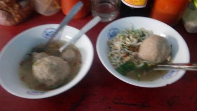 MIE AYAM & MIE BAKSO LUMAYAN