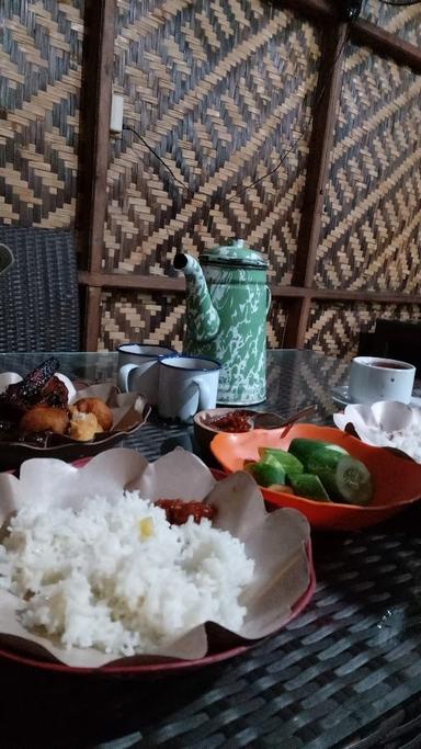 RUMAH MAKAN TANGEK