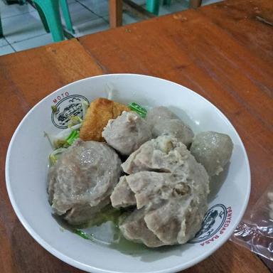 WARUNG BAKSO ABILOWO SOLO