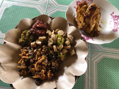 WARUNG NASI BU MPONG