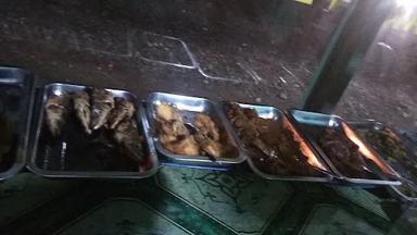 WARUNG MAKAN PENGKOLAN