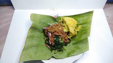 WARUNG PECEL NANJUNG