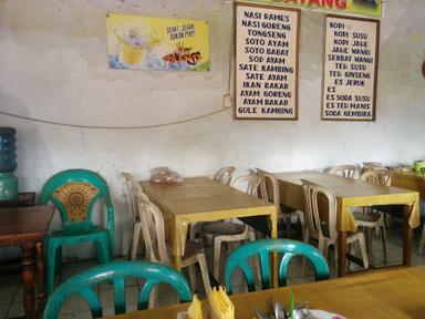 RUMAH MAKAN TALAGO BIRU MASAKAN PADANG