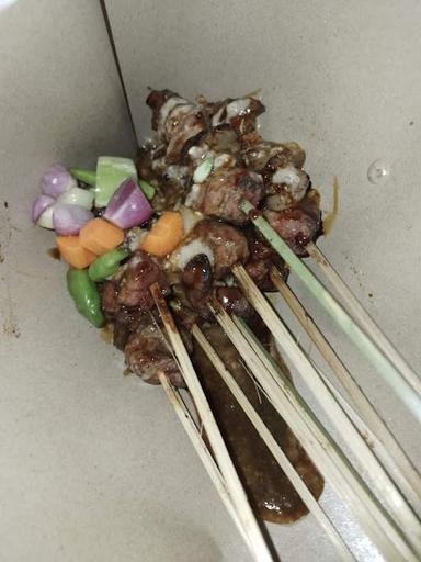 SATE KAMBING MANG JU BENDUNGAN