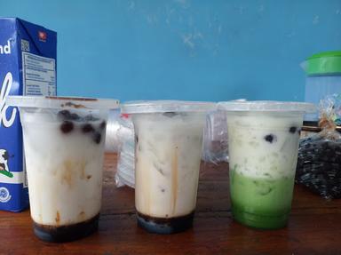 KEDAI MINUMAN AKBAR GIRIKARTO