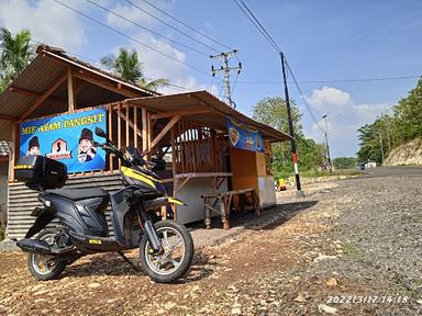 MIE AYAM PANGSIT 3 SAUDARA