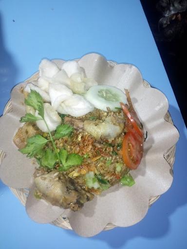 WARONG NASI GORENG MBAH MENTO