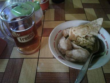 WARUNG BAKSO, MI AYAM, & SOTO MBS PONDONG