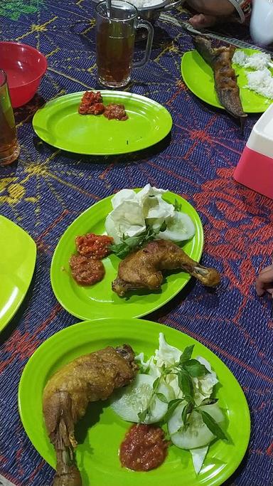 WARUNG MAKAN MBAK UPI