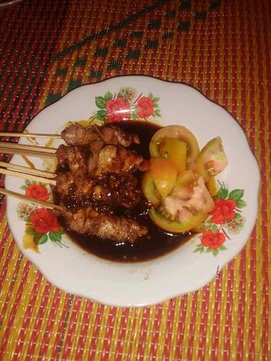 WARUNG SATE PAK KHOLIS