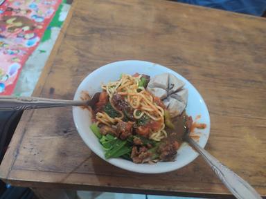 MIE AYAM BAKSO MAS SULIS WONOGIRI