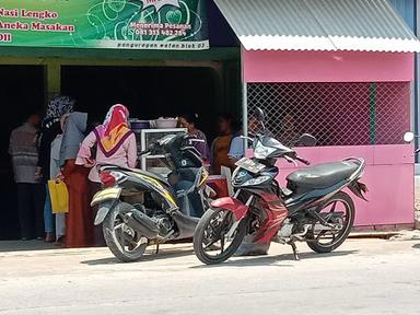 WARUNG NASI YU PUTRI