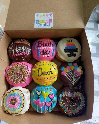 ANEKA DONAT KREASI