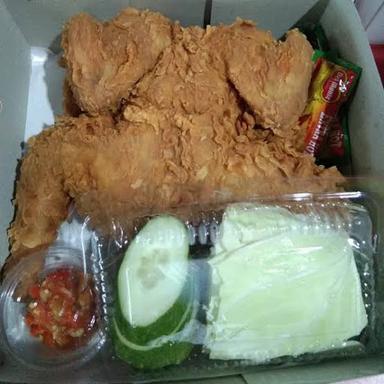 AYAM GEPREK MBAH KONO