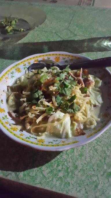 BAKMI GORENG & NASI GORENG MAGELANGAN