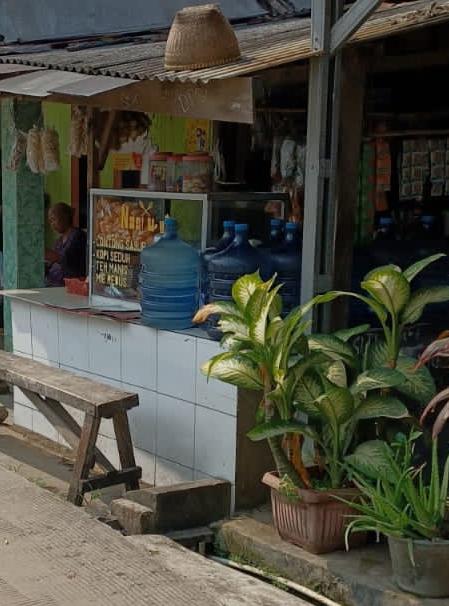 NASI UDUK DAN LONTONG SAYUR  MAK ISAH 