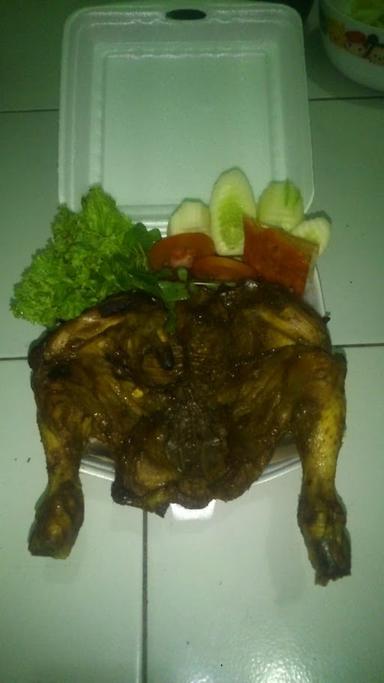 AYAM BAKAR NJEPORO IBU ATUN