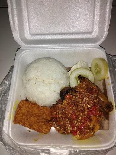 AYAM GEBUK SAMBAL BAWANG