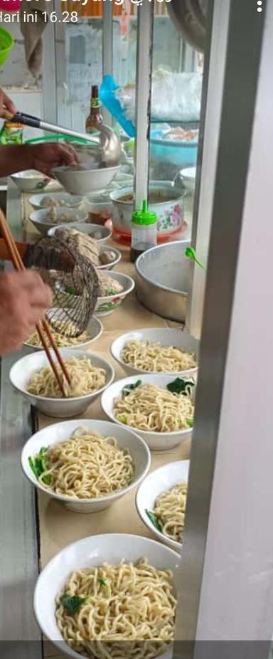 BAKSO ULEG CIPTO ROSO