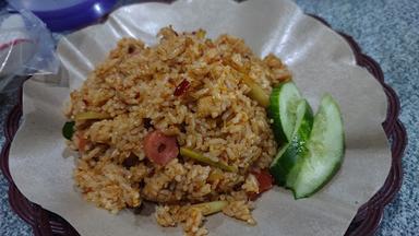 NASI GORENG KHAS MALAYSIA OM ZUL