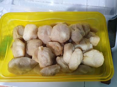 PEMPEK IKAN TENGGIRI OMA