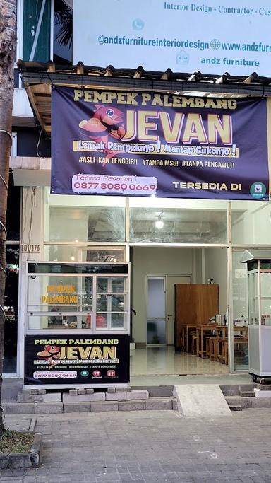 PEMPEK PALEMBANG JEVAN