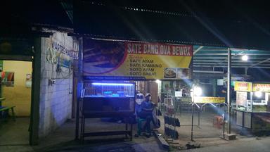 SATE BANG OVA BEWOK