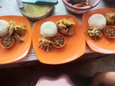 WARUNG MBAK NITA/ AYAM PENYET MBAK NITA