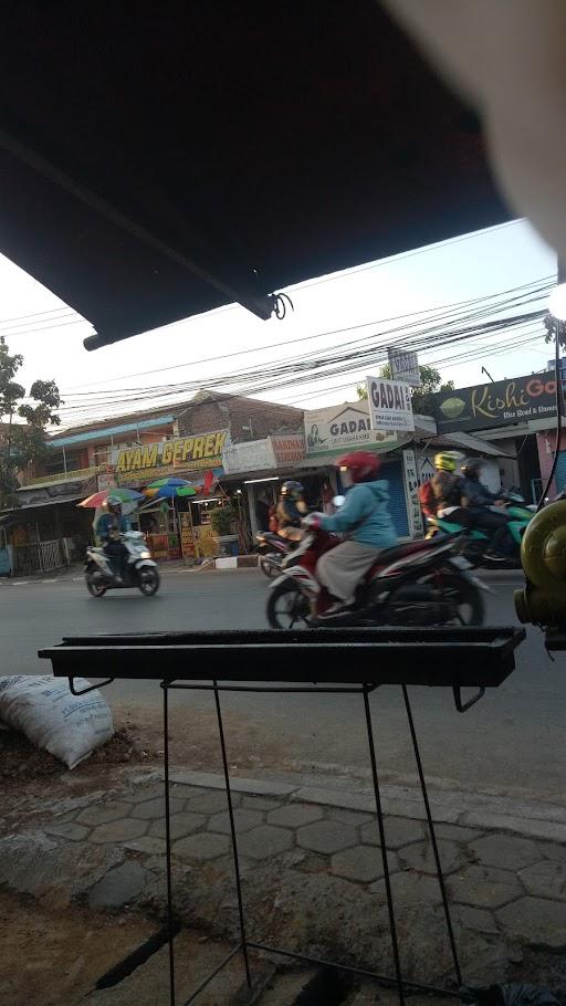 SATE MADURA MAS GANTENG