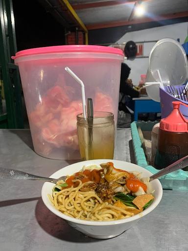 MIE AYAM BAKSO PULOSARI