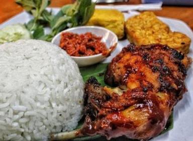 AYAM BAKAR LINGGIH HEULA