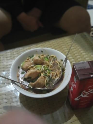 BAKSO PENGKOLAN CENDANA