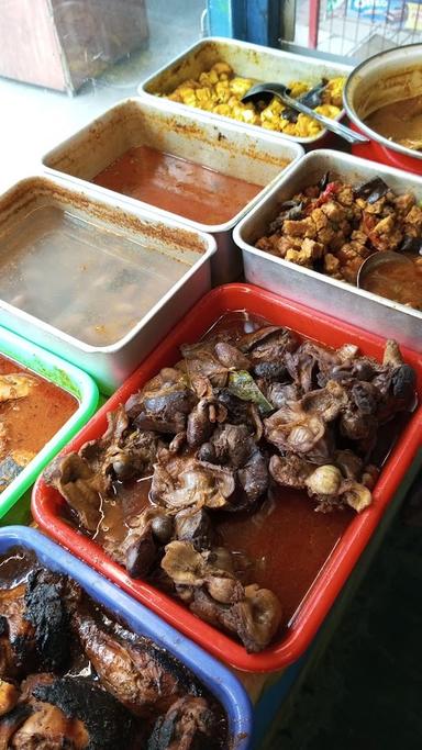 WARUNG NASI PUTRI 31, AYAM GORENG & AYAM BAKAR KECAP