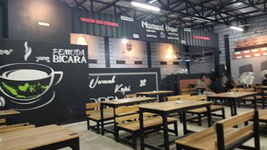 WARUNK KOPI D'PEMUDA