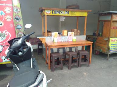 DIMSUM MASRUSS SAWANGAN ELOK