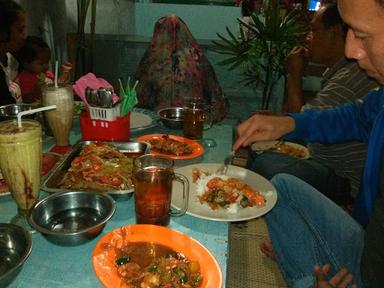 RUMAH MAKAN MULYO