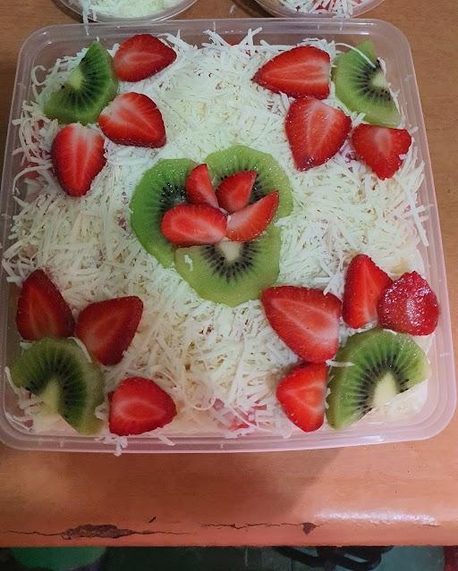 SALAD BUAH NILA