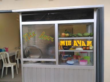 WARUNG MIE AYAM MAMA AYU