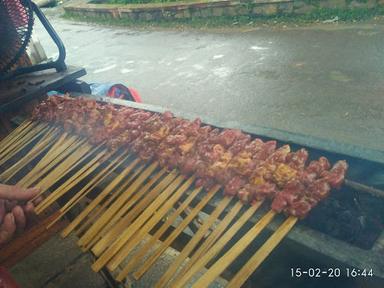 WARUNG SATE MADURA,PAK ACONG