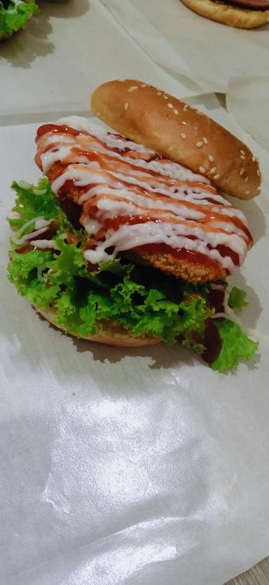 WIN'S BURGER