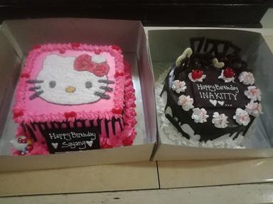 PAVITA CAKES