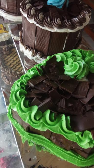 JURAGAN BOLU (CAKE & BAKERY)