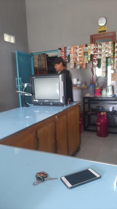 WARKOP PINGGIR KALI