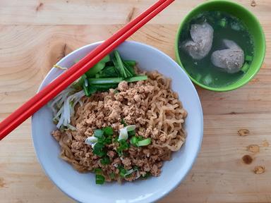 MIE AYAM BANGKA ASEN