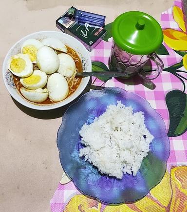 WARUNG NASI BU HERMAN