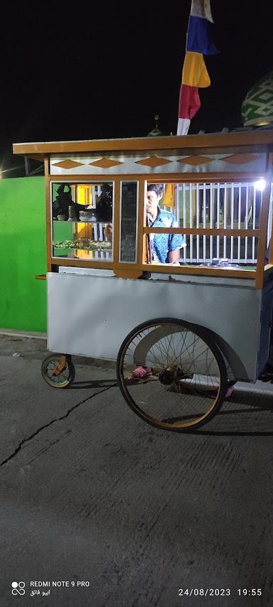 BAKSO DAGING SAPI PAK UJA DUA PUTRA