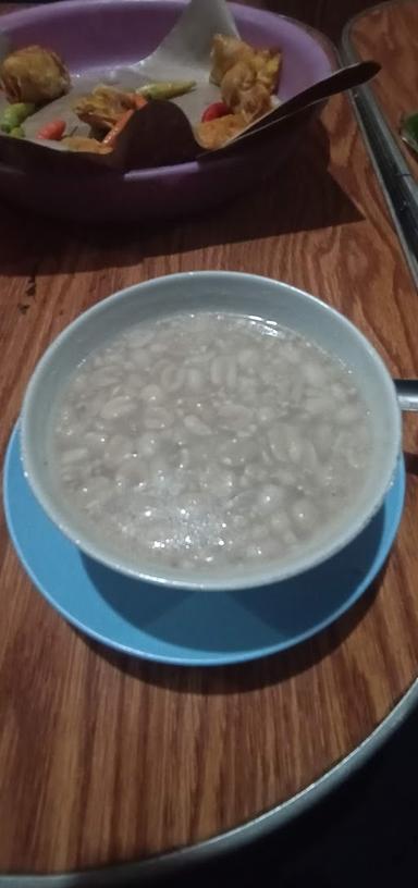 WARUNG WEDANG KACANG PAK ALEX