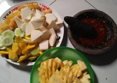 GADO GADO LOTEK SEGER AYEM