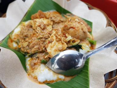 NASI DAN BUBUR TUMPANG BU ATIN